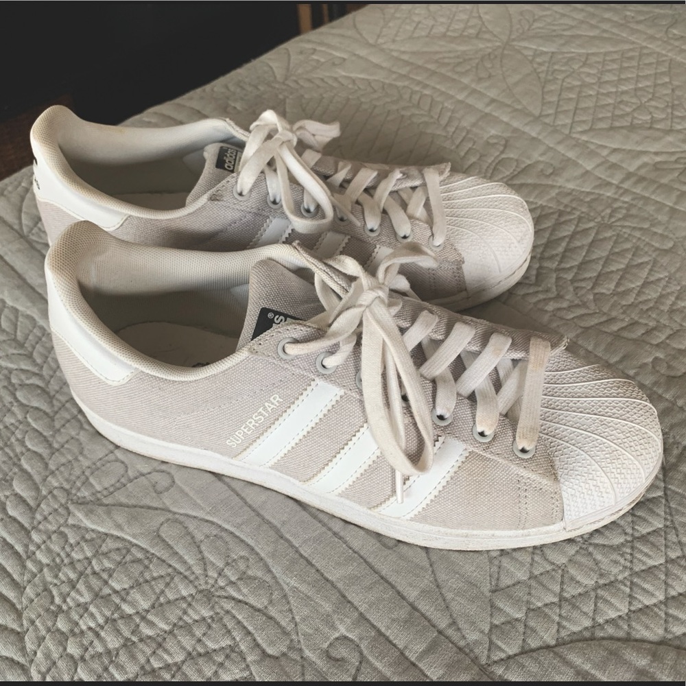 Adidas Superstar Size 9